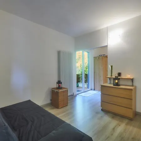 Nicola Flat Appartement